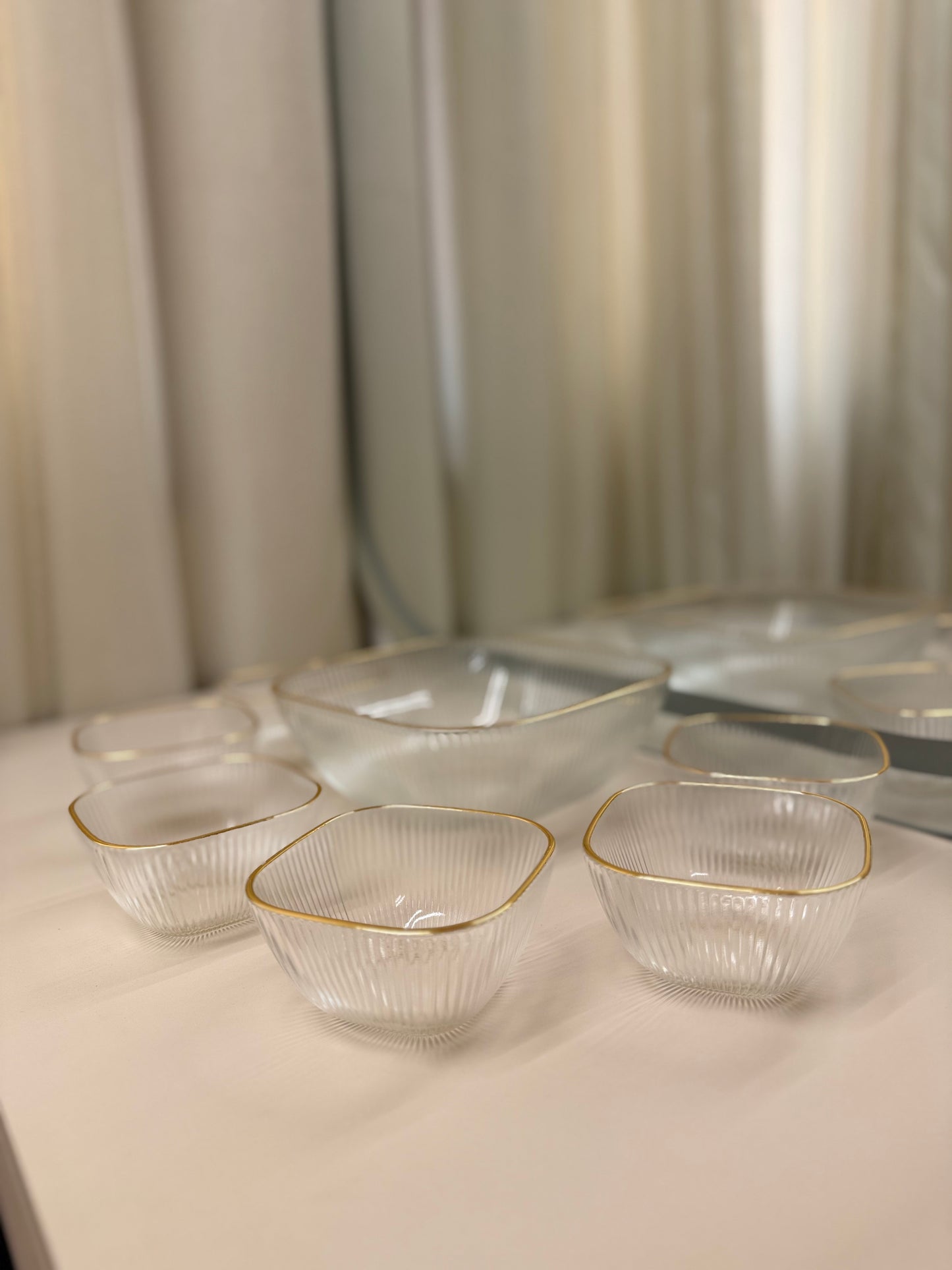 Elegant Ribbed Glass Serving Set