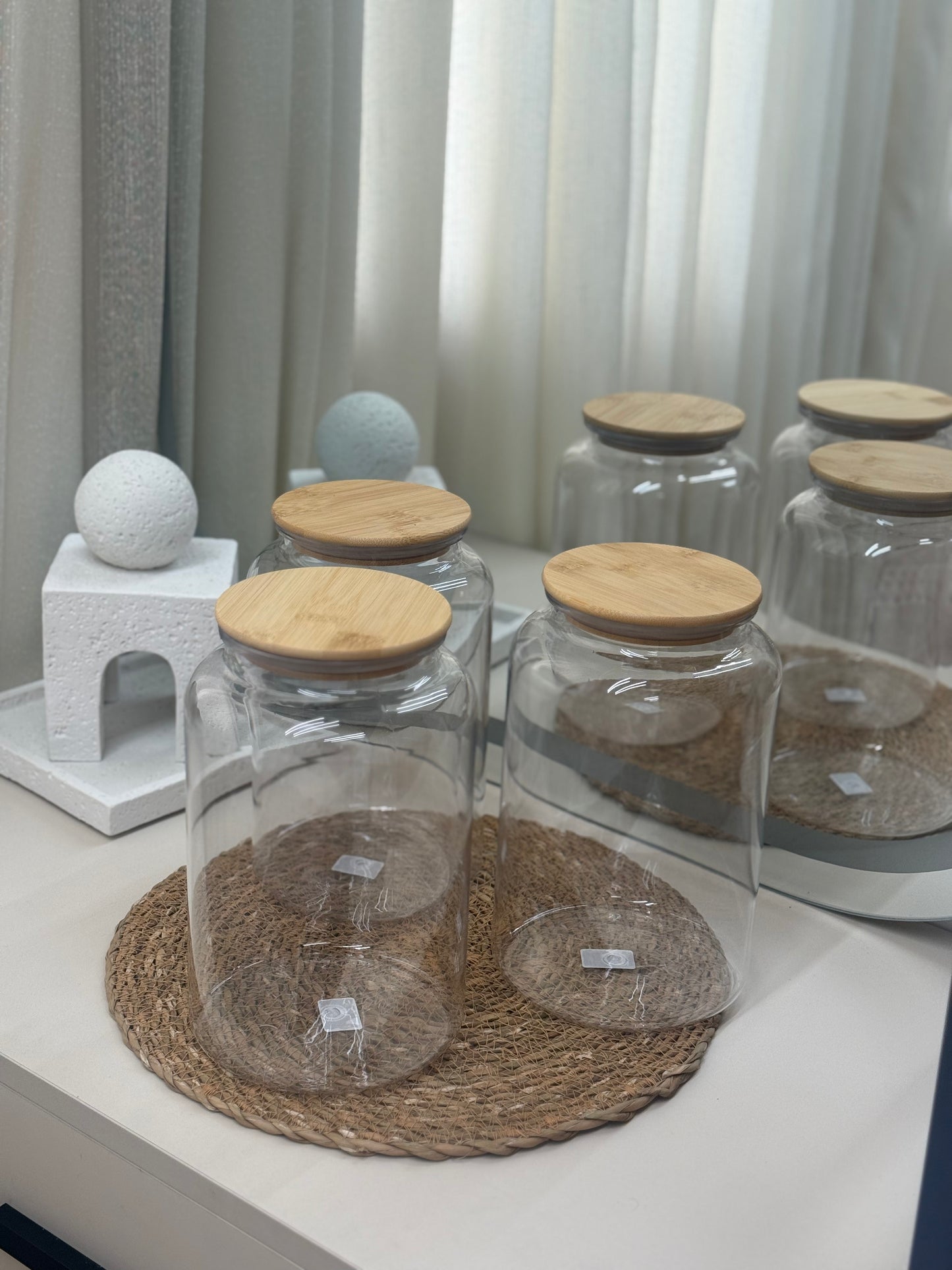 4 Liters Jars with Bamboo lid