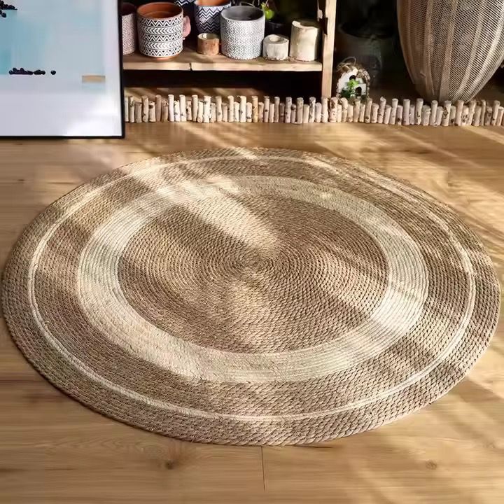 Natural Round Jute Rug