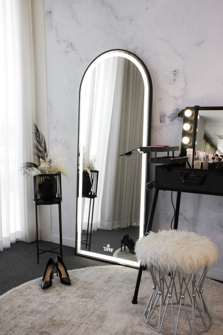 luxurious Full-Length Standing Mirror