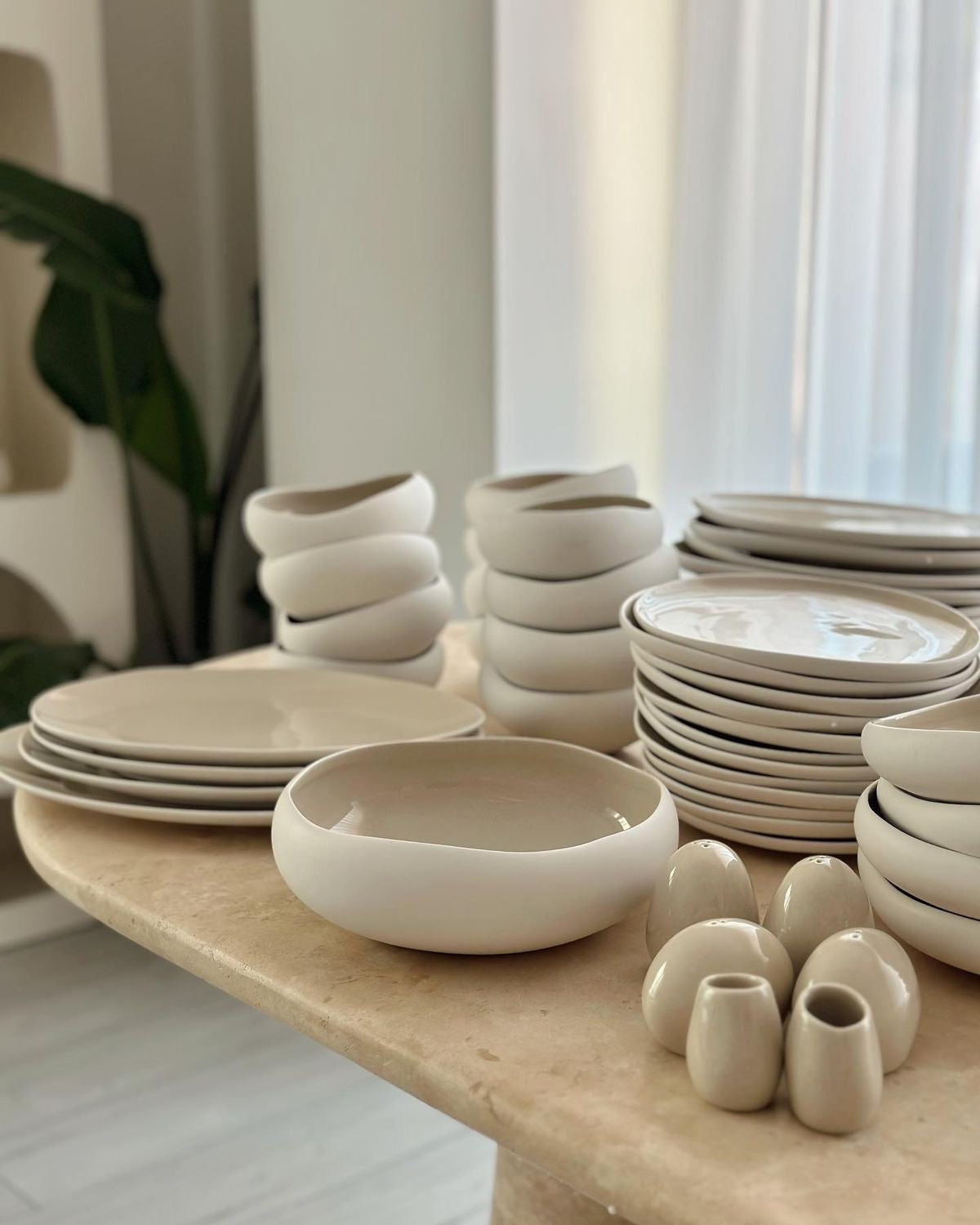 Premium Ceramic luxury Stoneware Set