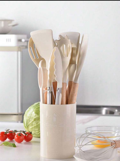 12 Wooden Handle Silicone Kitchenware Set