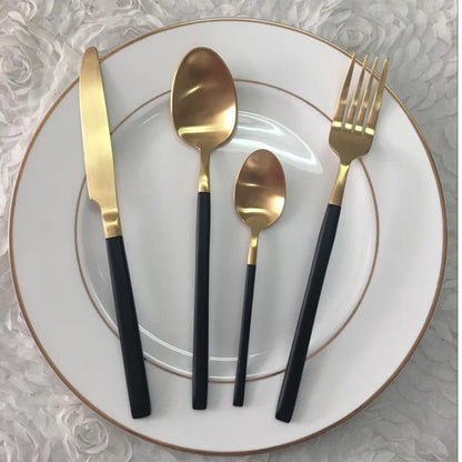 Elegant stainless steel cutlery set